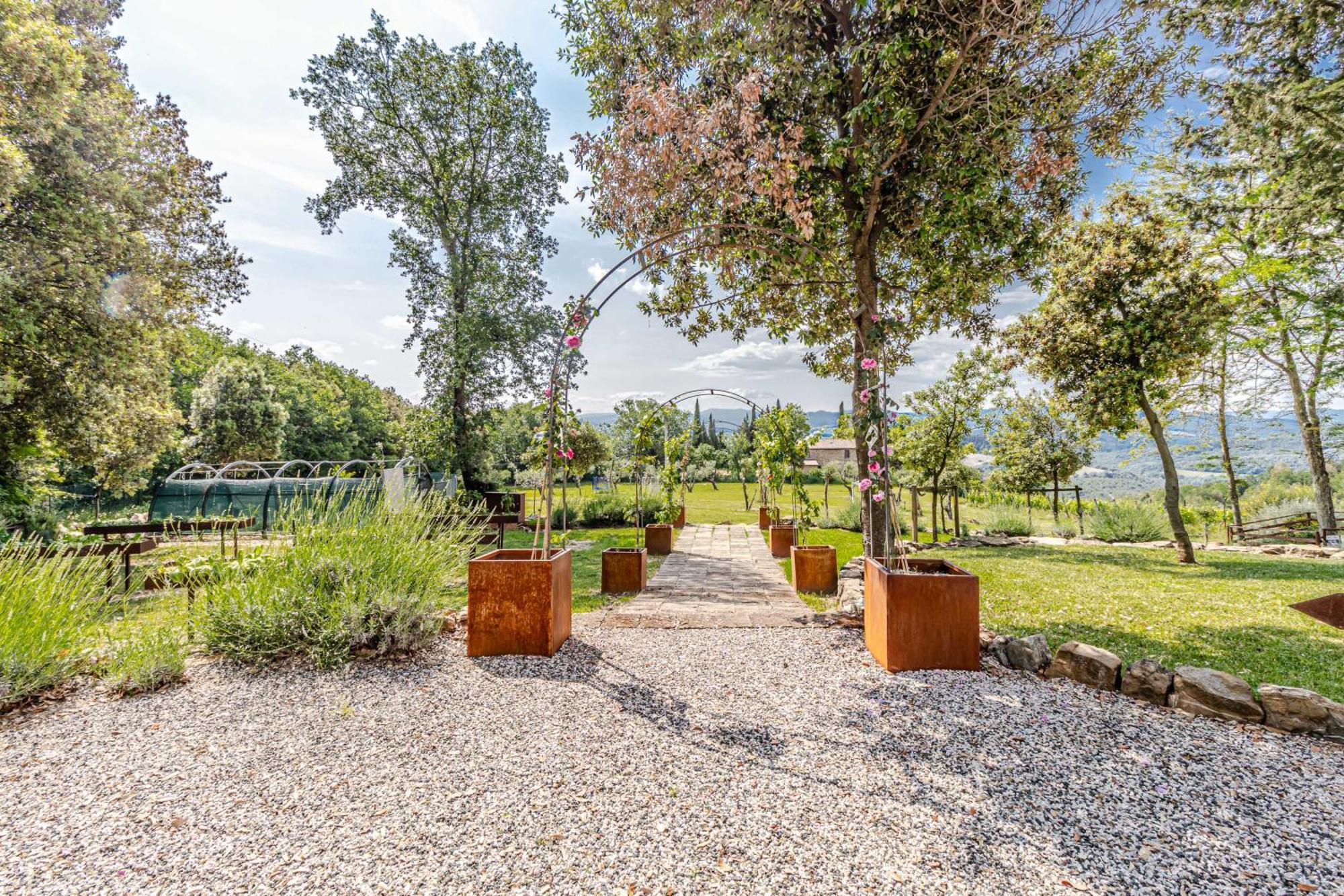 Chateau La Siroque Montecatini Val di Cecina Exteriör bild